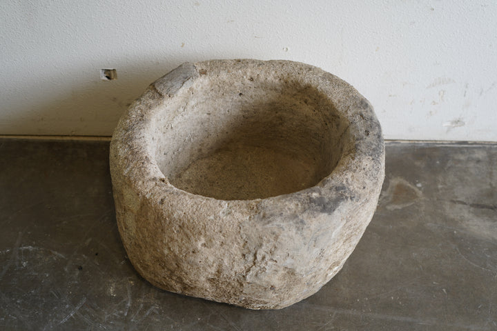 Vintage Limestone 22W x 14H