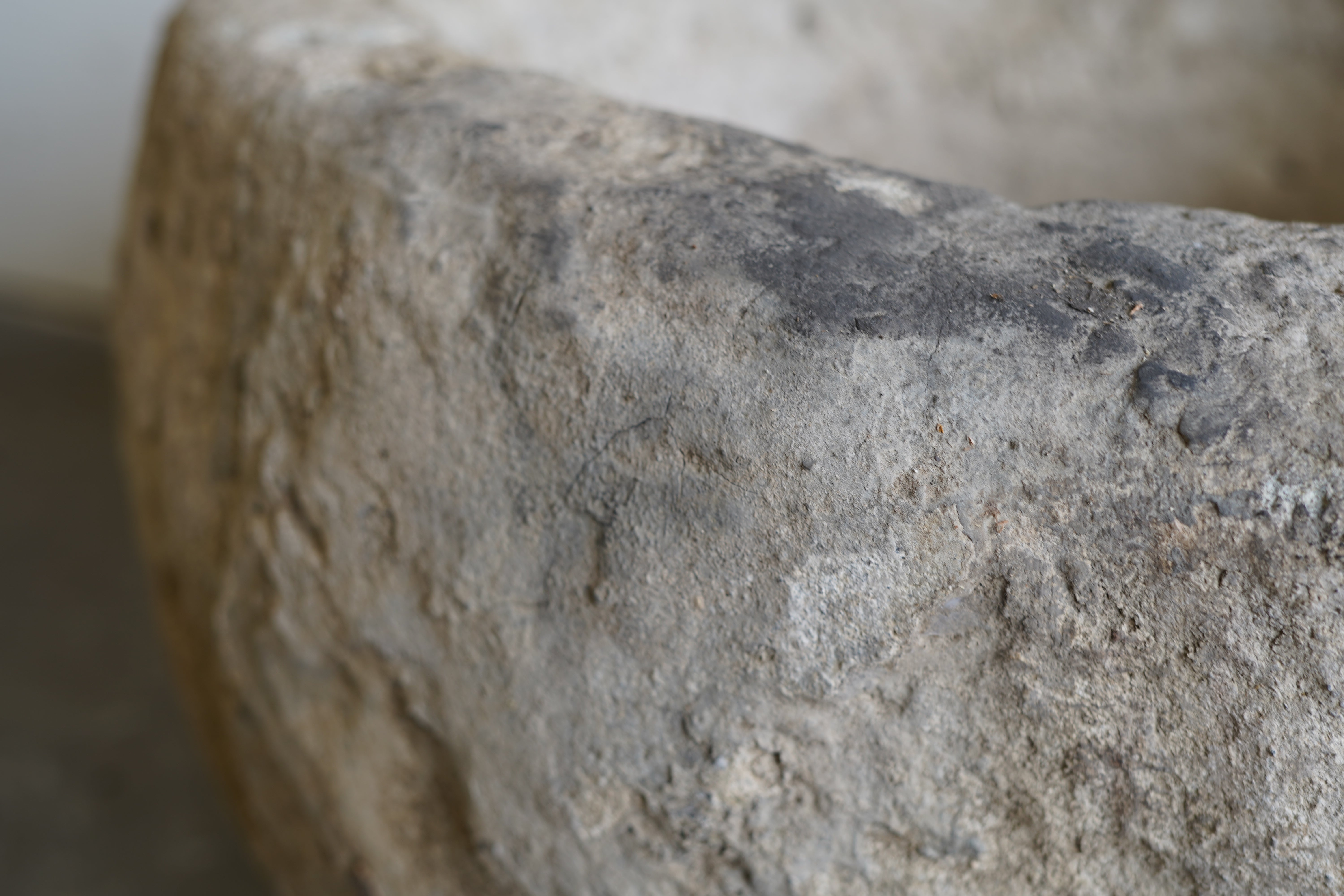 Close up of Vintage Limestone 22W x 14H