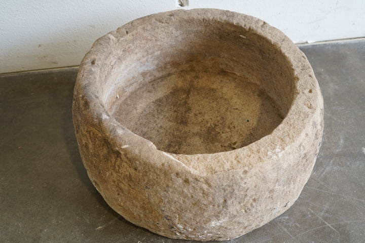Vintage Limestone Round Planter