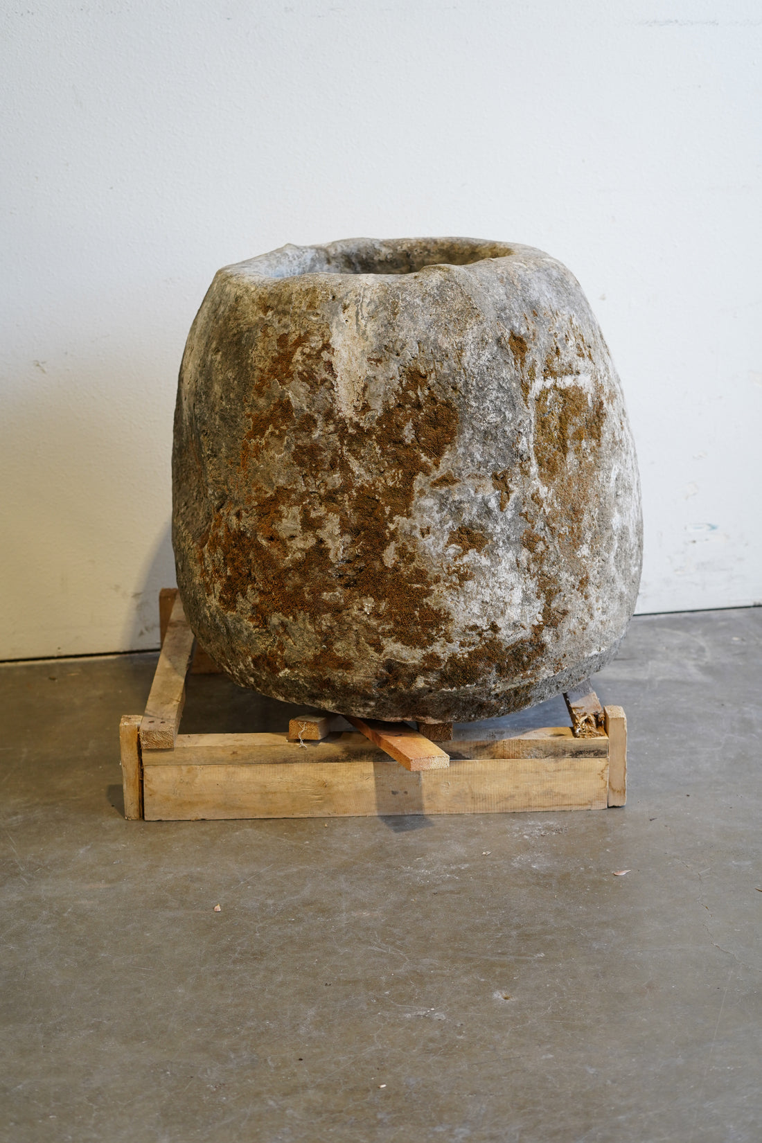 Antique Oblong Limestone Planter&nbsp;

26" W x 29" H