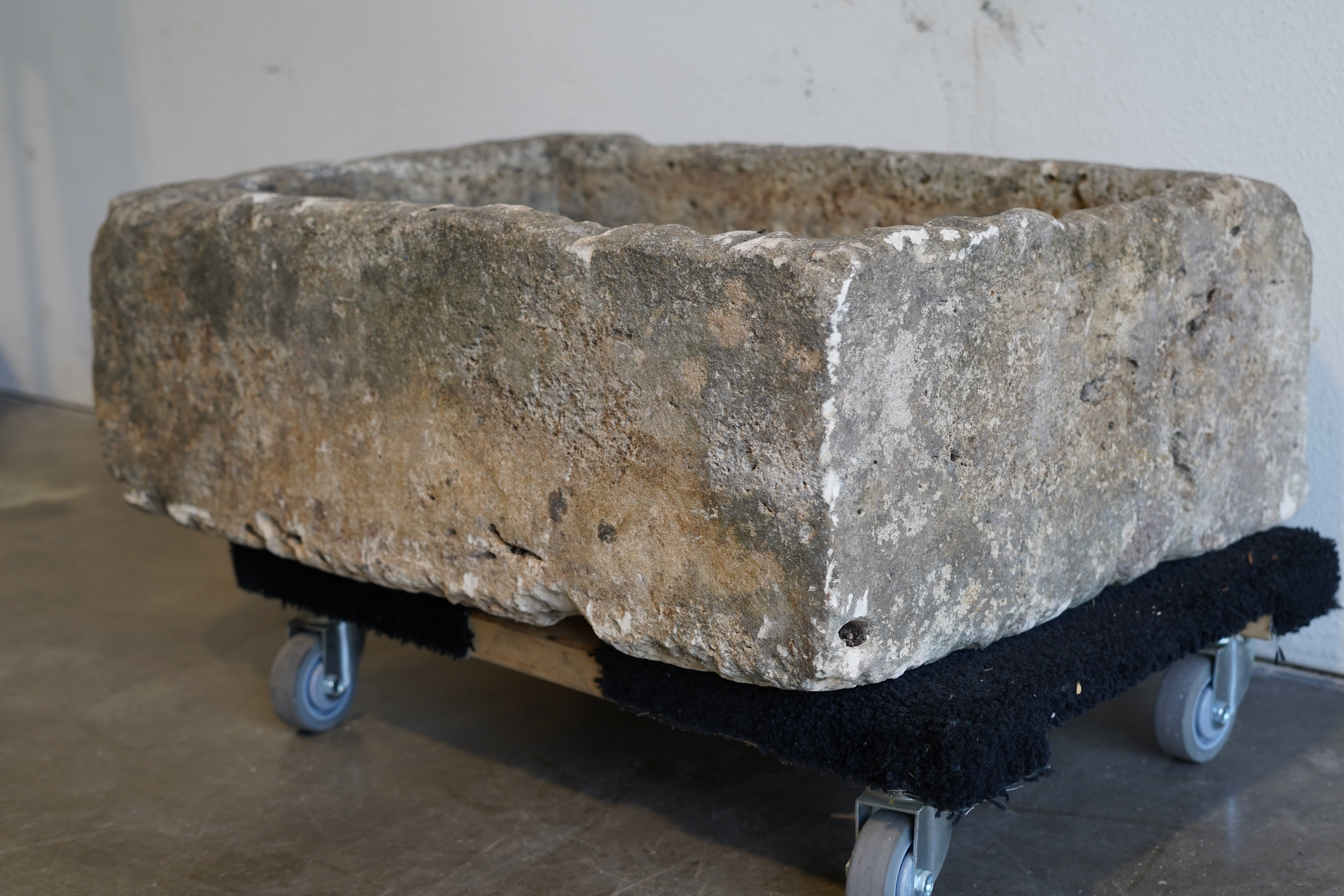 Vintage Limestone Trough

Side angle view of Hand-carved, authentic limestone
any limestone piece can be converted to fountain or fire pit
35" L x 23" W x 12" H