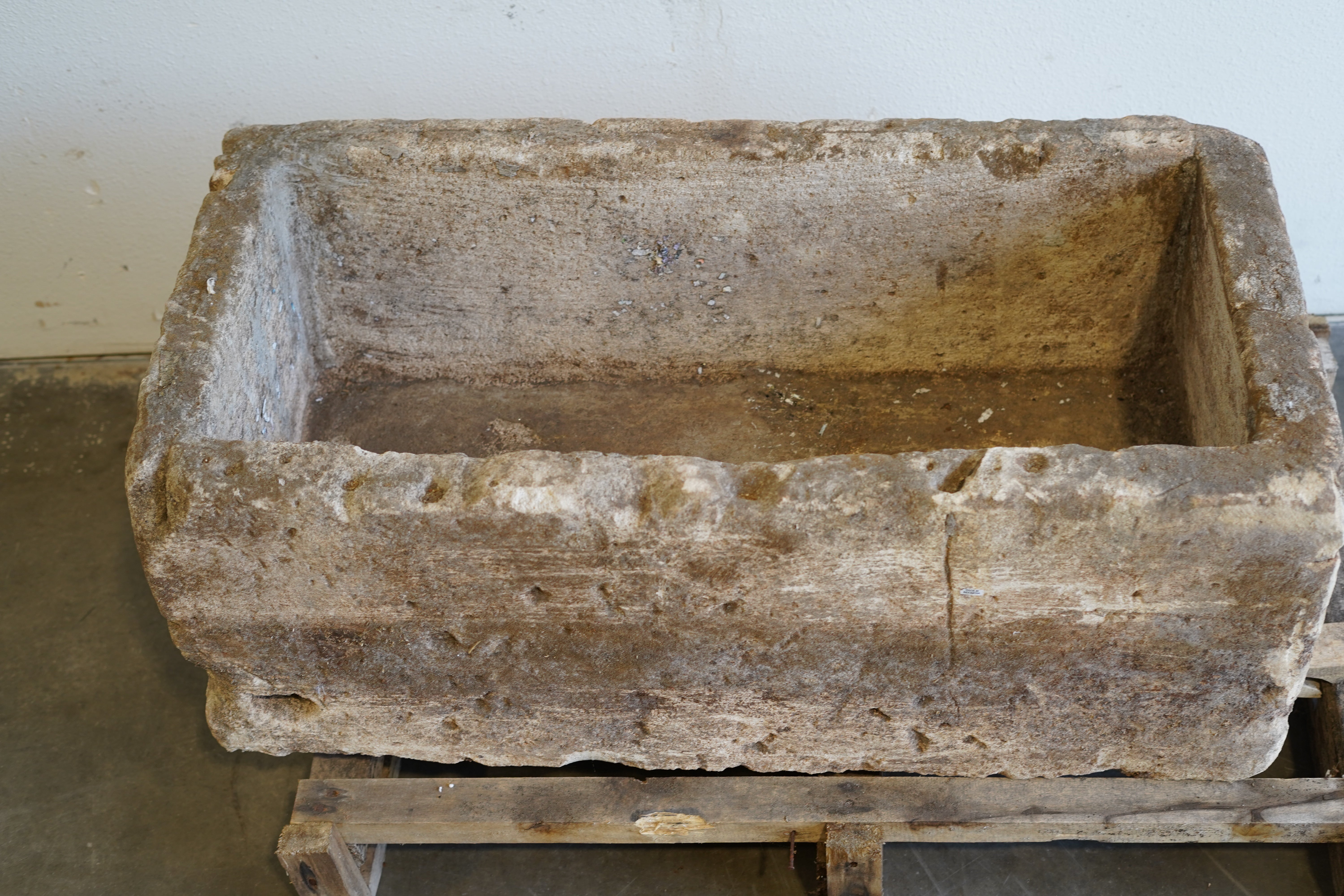 Top down view of Vintage Limestone Trough

Hand-carved, authentic limestone trough

40" L x 20" W x 16" H